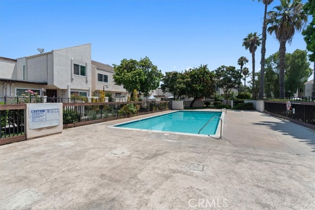 Detail Gallery Image 21 of 21 For 16710 Orange Ave #H44,  Paramount,  CA 90723 - 2 Beds | 1/1 Baths