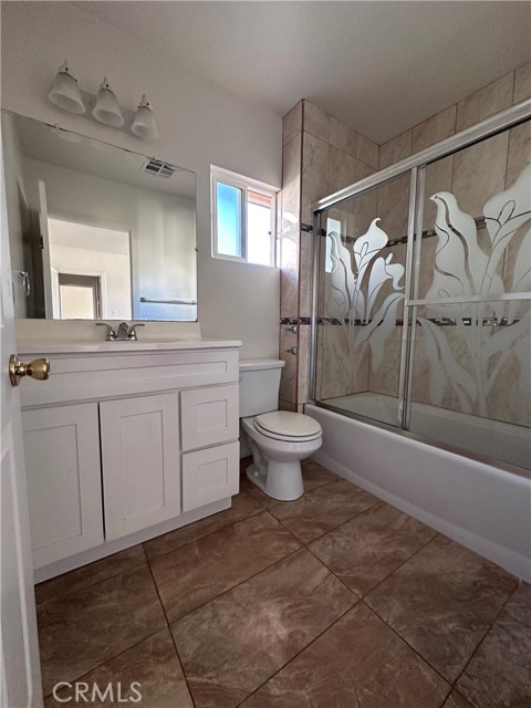 Detail Gallery Image 13 of 16 For 14810 Oro Grande St, Sylmar,  CA 91342 - 3 Beds | 2 Baths