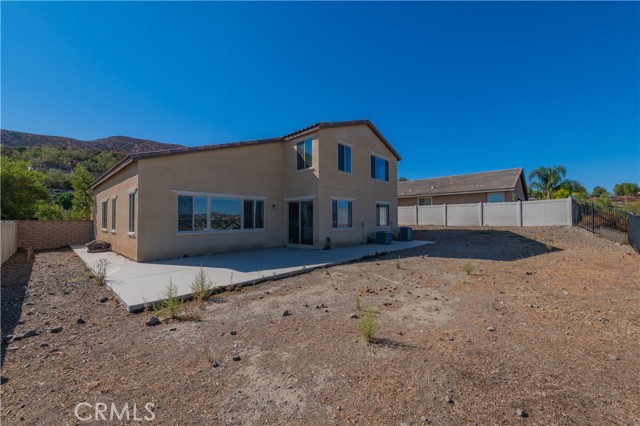 Detail Gallery Image 21 of 37 For 24104 Buckstone Ln, Menifee,  CA 92584 - 5 Beds | 3/1 Baths