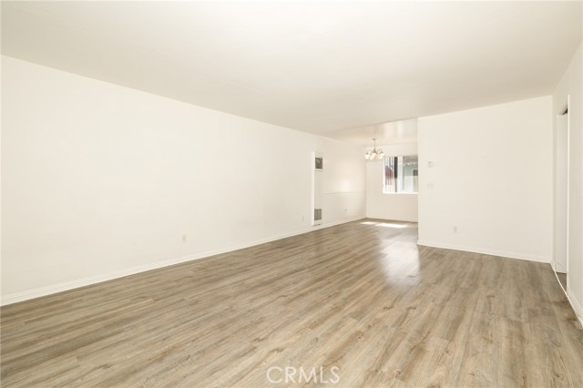 Image 25 of 38 For 4110 Hathaway Ave