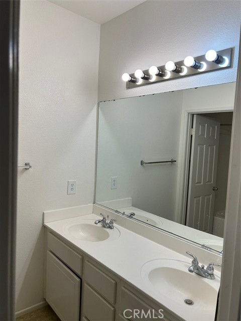 Detail Gallery Image 25 of 31 For 35921 Camelot Cir, Wildomar,  CA 92595 - 4 Beds | 2/1 Baths