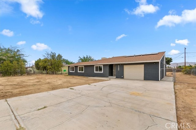 Detail Gallery Image 3 of 27 For 22315 Tehama Rd, Apple Valley,  CA 92308 - 3 Beds | 2 Baths