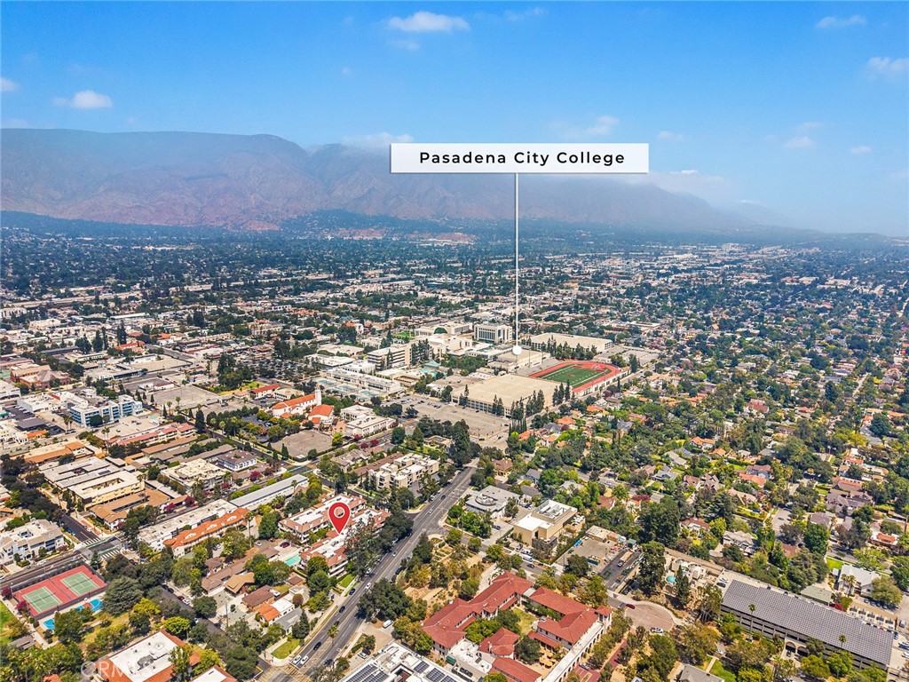 https://media.crmls.org/medias/df6456e1-aca6-404b-adbb-7e938ea2dc75.jpg?preset=X-Large
