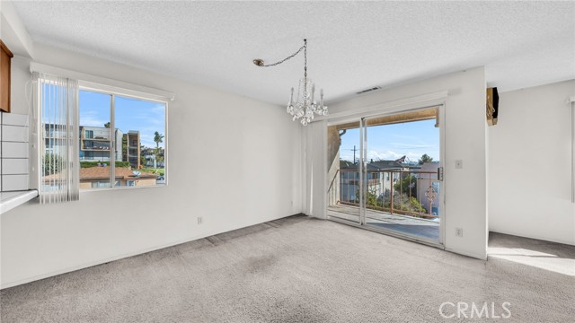 824 W 6th Street, San Pedro CA: https://media.crmls.org/medias/df666b6c-4ddf-40fc-8f2f-d8fc72a59b22.jpg