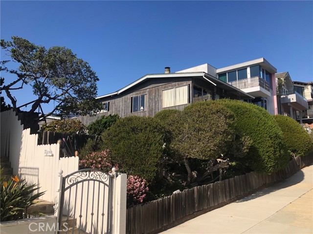 201 19th Street, Manhattan Beach, California 90266, 5 Bedrooms Bedrooms, ,4 BathroomsBathrooms,Residential,Sold,19th,SB24112099