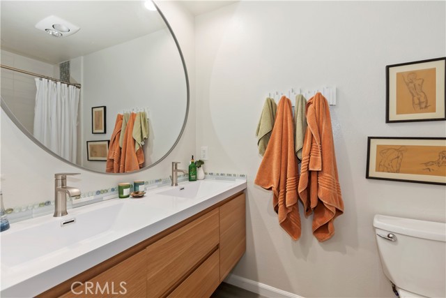 Detail Gallery Image 17 of 30 For 5226 Marina Pacifica Dr, Long Beach,  CA 90803 - 1 Beds | 1/1 Baths