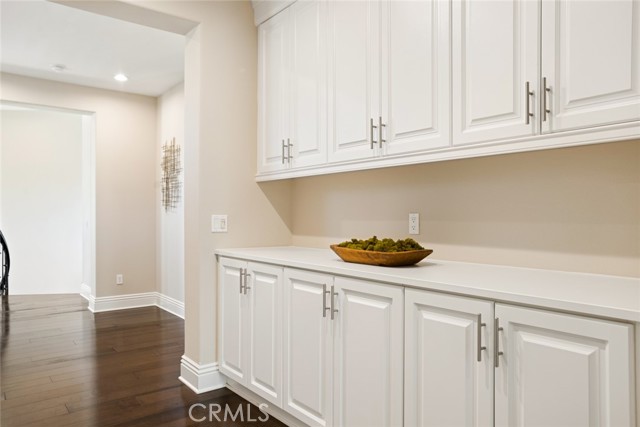 Image 44 of 75 For 2282 Rosecrans Court