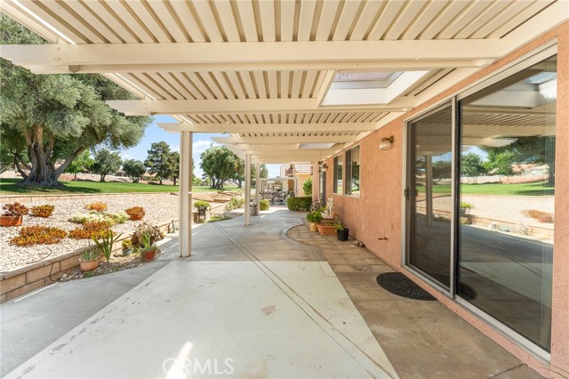 10401 Bel Air Drive, Cherry Valley CA: https://media.crmls.org/medias/df681055-7ea6-45b1-b813-4b4ee3ad62cf.jpg