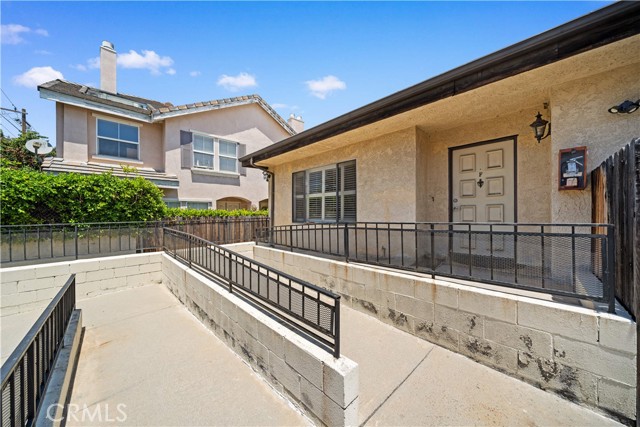 5223 Rosemead Boulevard, San Gabriel CA: https://media.crmls.org/medias/df6911a6-8911-4a5e-9af7-c508dc3e8c57.jpg