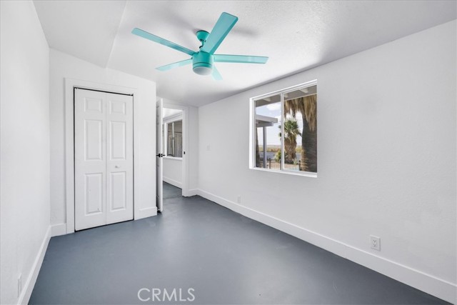 73028 Manana Drive, 29 Palms CA: https://media.crmls.org/medias/df695ac4-4b35-49b3-8060-240c43fb63a0.jpg