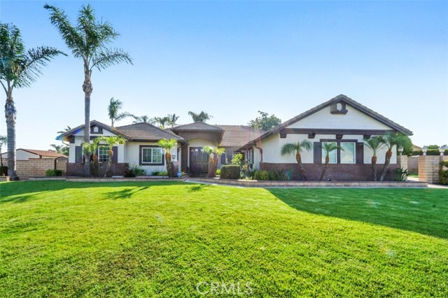 11882 Orgren Street, Chino CA: https://media.crmls.org/medias/df695ffd-b94a-4247-954d-4127754b9f9a.jpg