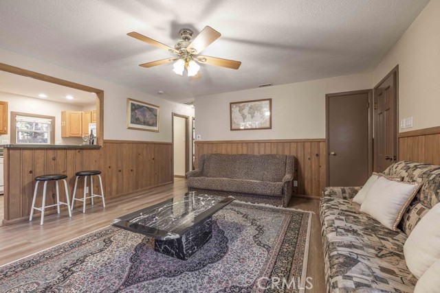 Detail Gallery Image 5 of 37 For 433 Conklin, Big Bear Lake,  CA 92315 - 2 Beds | 1 Baths