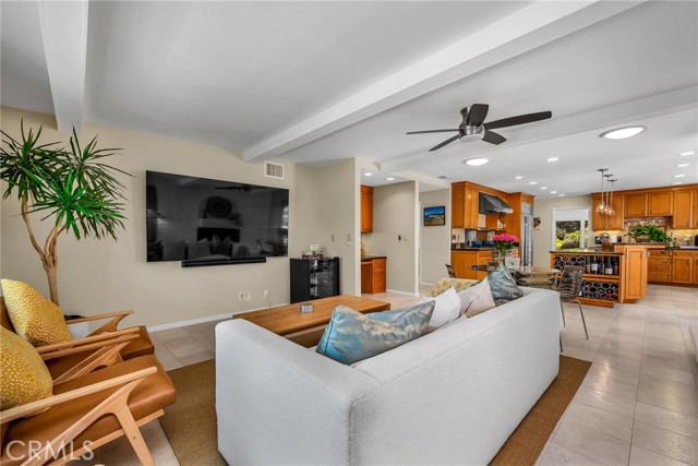 Detail Gallery Image 13 of 34 For 4 Bridlewood Cir, Rolling Hills Estates,  CA 90274 - 3 Beds | 2/1 Baths