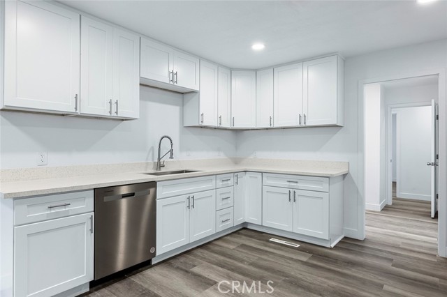 Detail Gallery Image 3 of 48 For 6513 N Anna, Fresno,  CA 93710 - 3 Beds | 2 Baths