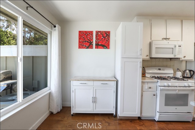 23068 Via Cereza, Mission Viejo CA: https://media.crmls.org/medias/df69efd6-af7a-4290-9933-83b687cbc9a3.jpg