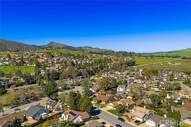 Detail Gallery Image 5 of 37 For 1330 Vega, San Luis Obispo,  CA 93405 - 4 Beds | 3 Baths