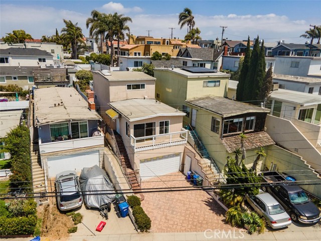 1020 Prospect Avenue, Hermosa Beach, California 90254, 4 Bedrooms Bedrooms, ,1 BathroomBathrooms,Residential,Sold,Prospect,PV22112459