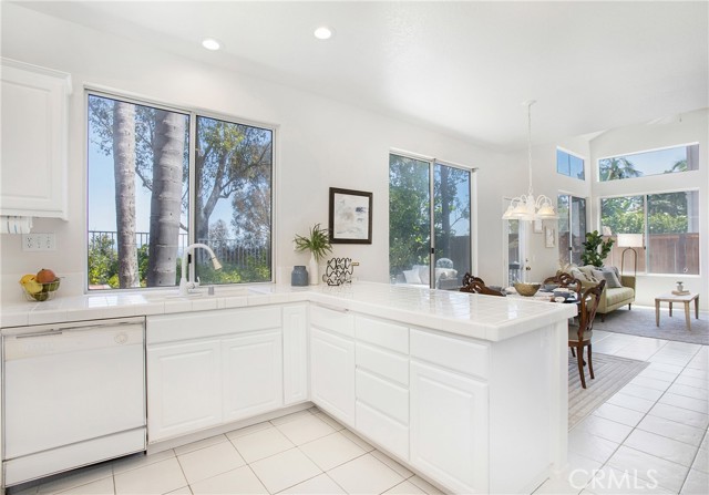 Detail Gallery Image 8 of 36 For 30 Key Largo, Aliso Viejo,  CA 92656 - 3 Beds | 2/1 Baths