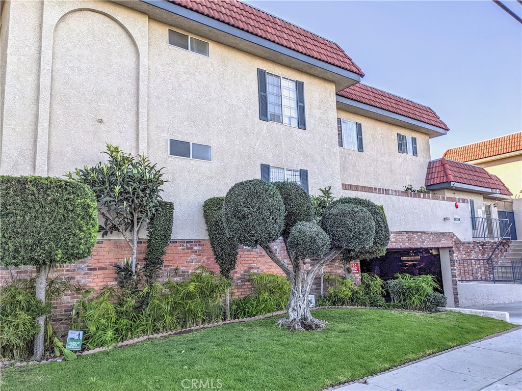 13535 Yukon Avenue #35