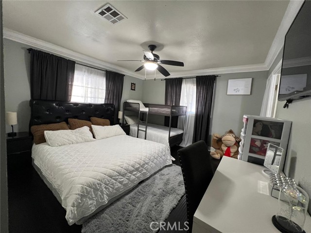 Detail Gallery Image 4 of 15 For 201 W Collins Ave #40,  Orange,  CA 92867 - 2 Beds | 2 Baths