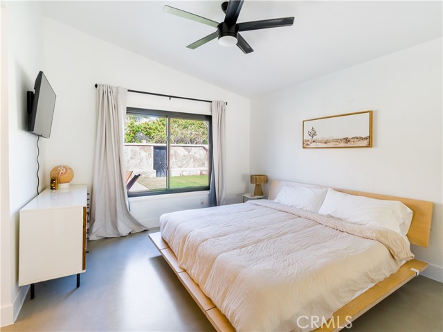 65800 Avenida Ladera, Desert Hot Springs CA: https://media.crmls.org/medias/df6b69d2-a2ff-4159-ab77-572fd7f75c7c.jpg