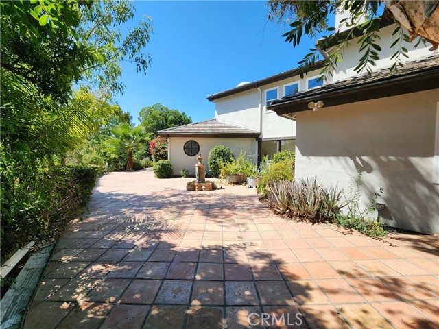 Detail Gallery Image 24 of 27 For 23747 Oakfield Rd, Hidden Hills,  CA 91302 - 5 Beds | 3/1 Baths