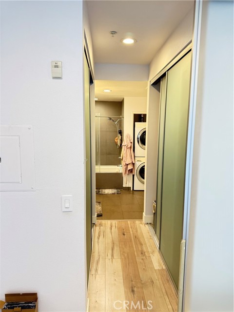 1234 Wilshire Blvd, Los Angeles CA: https://media.crmls.org/medias/df6be138-e6ec-49d9-80a2-2f19d22fcfeb.jpg
