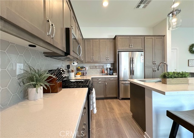 Image 2 of 28 For 4173 Horvath Street 104