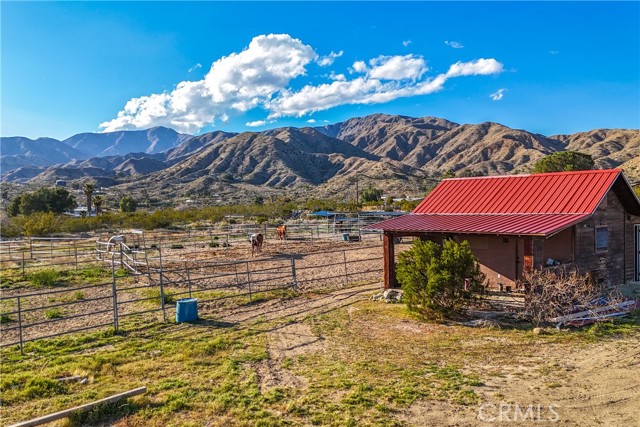 Detail Gallery Image 45 of 70 For 8949 Desert Willow Trl, Morongo Valley,  CA 92256 - 3 Beds | 2 Baths