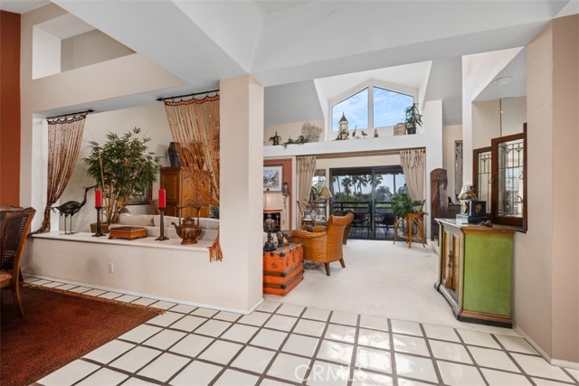 Detail Gallery Image 6 of 31 For 23 Ocean Vista, Newport Beach,  CA 92660 - 2 Beds | 2/1 Baths