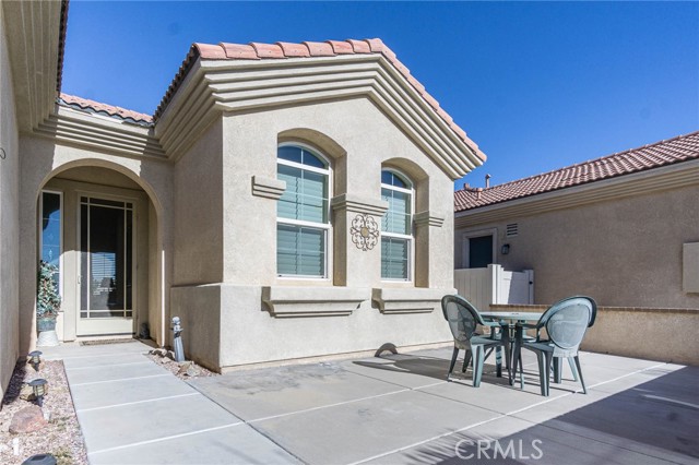 Detail Gallery Image 4 of 40 For 19442 Royal Oaks Rd, Apple Valley,  CA 92308 - 2 Beds | 2 Baths