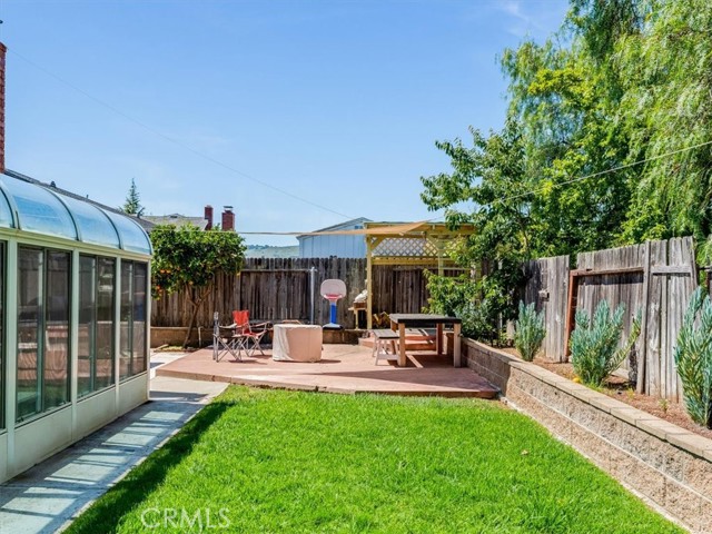 5435 Del Norte Way, Santa Maria CA: https://media.crmls.org/medias/df6e73c8-08a5-4066-888d-cd7b11b414f5.jpg
