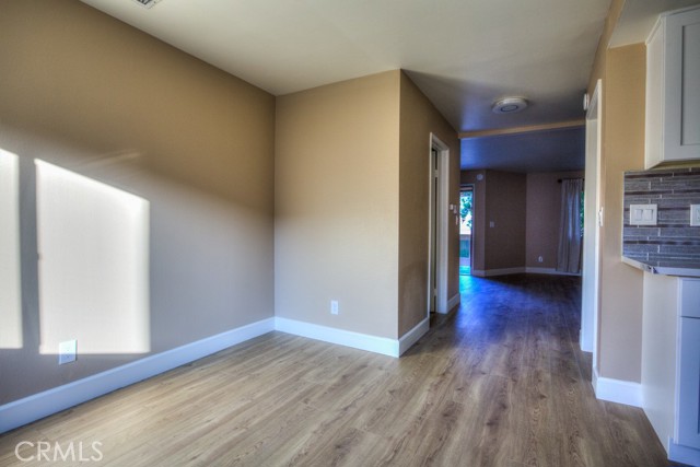 Detail Gallery Image 11 of 39 For 313 S Almansor #2,  Alhambra,  CA 91801 - 2 Beds | 2 Baths