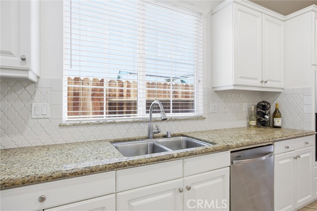 Detail Gallery Image 13 of 37 For 6123 Pilar, Bakersfield,  CA 93306 - 3 Beds | 2 Baths