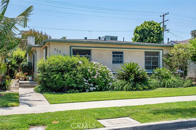 350 Claremont Avenue, Long Beach CA: https://media.crmls.org/medias/df70b20d-66a5-46a9-8dbc-6b15aa2c38c8.jpg