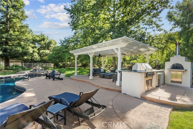 26675 MacMillan Ranch Road, Canyon Country CA: https://media.crmls.org/medias/df70dee9-f057-45bc-ac95-32ac37528f0d.jpg