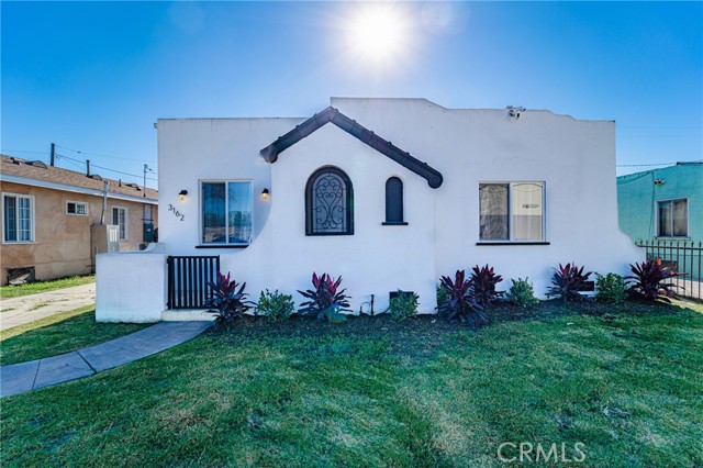 Detail Gallery Image 1 of 1 For 3162 Pluma St, Lynwood,  CA 90262 - 2 Beds | 1 Baths