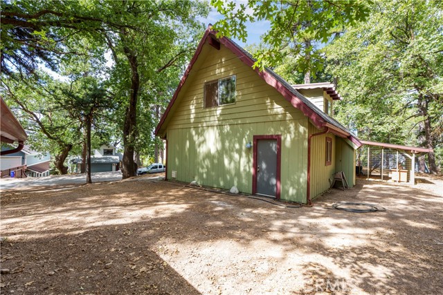Detail Gallery Image 30 of 30 For 30687 Ferndale Dr, Running Springs,  CA 92382 - 2 Beds | 2 Baths