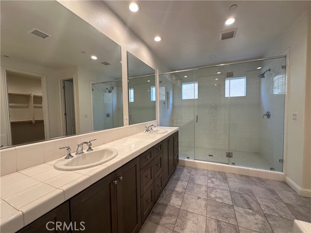 Detail Gallery Image 17 of 29 For 88 Acadia Ct, Lake Forest,  CA 92630 - 5 Beds | 4 Baths