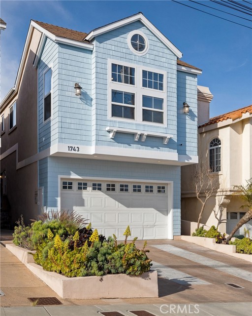 1743 Havemeyer Lane, Redondo Beach CA: https://media.crmls.org/medias/df73c25d-54f2-42f5-94ae-c22a3935cc9f.jpg