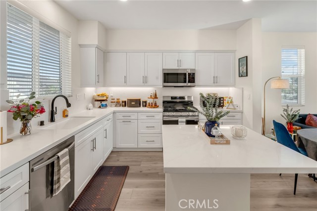 Detail Gallery Image 18 of 47 For 11753 Florence Ave #5,  Santa Fe Springs,  CA 90670 - 2 Beds | 3 Baths