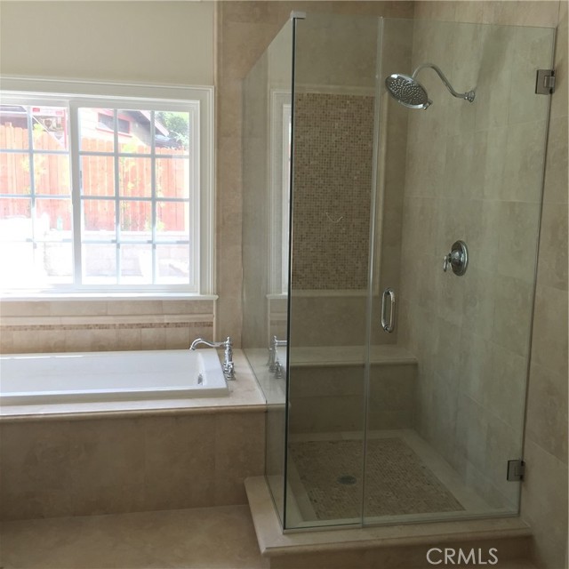 5310 La Forest Drive, La Canada Flintridge CA: https://media.crmls.org/medias/df743882-1ea5-4ea9-aed4-0e94b405bc11.jpg