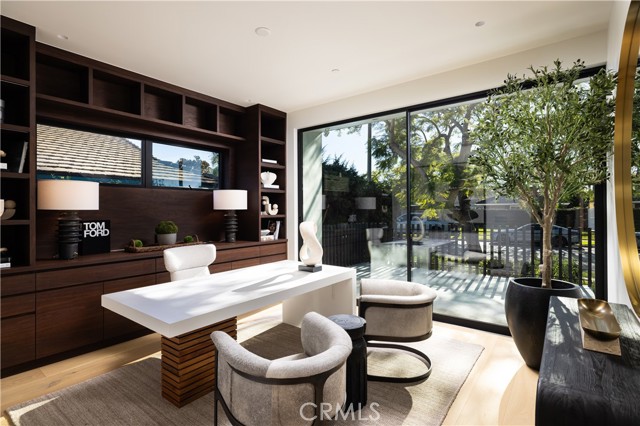 Detail Gallery Image 32 of 48 For 2100 Windward Ln, Newport Beach,  CA 92660 - 5 Beds | 5/3 Baths