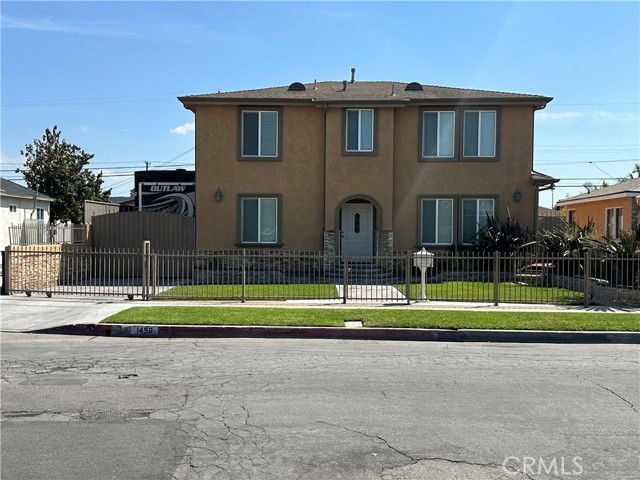 1458 82nd Street, Los Angeles, California 90001, 4 Bedrooms Bedrooms, ,3 BathroomsBathrooms,Single Family Residence,For Sale,82nd,PW24074503