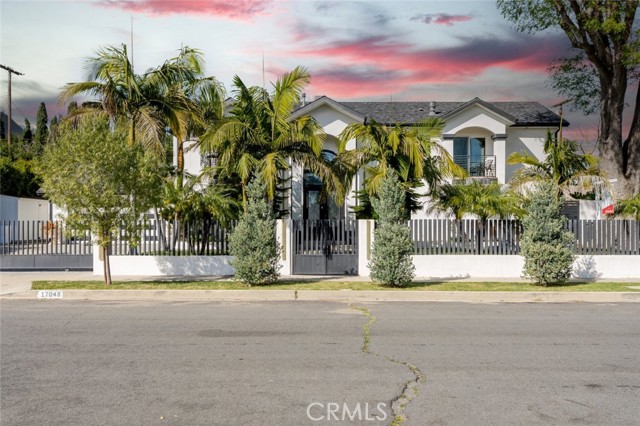 Detail Gallery Image 61 of 75 For 17043 Gunther St, Granada Hills,  CA 91344 - 4 Beds | 4 Baths