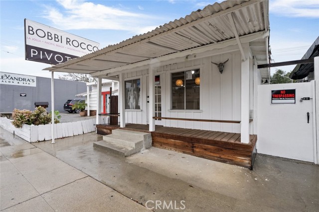 4913 Topanga Canyon Boulevard, Woodland Hills, California 91364, ,Commercial Sale,For Sale,Topanga Canyon,SR25034004