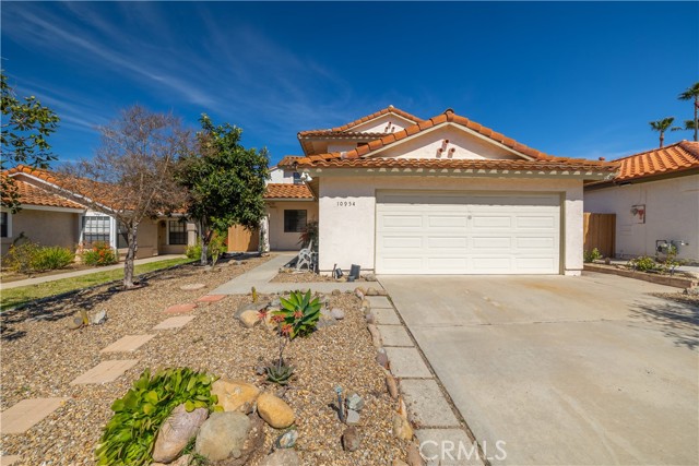 Detail Gallery Image 9 of 47 For 10954 Cool Lake, San Diego,  CA 92128 - 4 Beds | 2/1 Baths