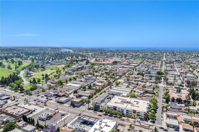 1225 Bennett Avenue, Long Beach CA: https://media.crmls.org/medias/df771575-cb39-438f-8d40-404c4043c367.jpg