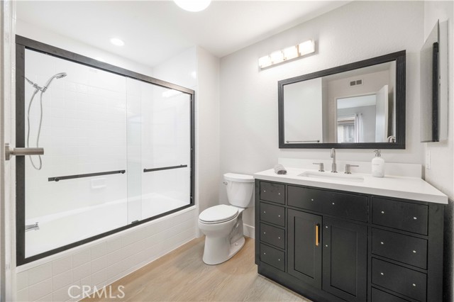 Detail Gallery Image 15 of 22 For 2 Summerset, Irvine,  CA 92603 - 2 Beds | 2 Baths