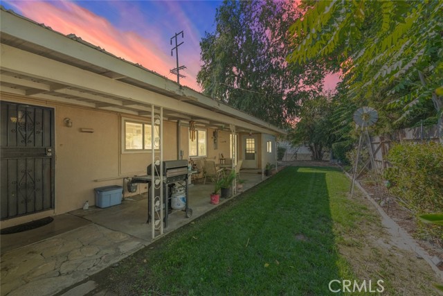 Detail Gallery Image 2 of 34 For 4206 Eileen St, Riverside,  CA 92504 - 3 Beds | 1 Baths